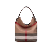 Sac à bandoulière de luxe polyvalent en polyester et cuir, motif écossais tendance avec fermeture éclair et accents de chaîne