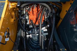 Nouvelle pelle sur pneus Hyundai 210 avec d'excellentes performances Machines de construction originales de la Corée à vendre à bas prix - Product Image 6