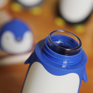 Botella de agua de vidrio de pingüino tonto de estudiante lindo de dibujos animados creativos de alta calidad aislamiento de doble capa tapa atornillada microondas - Product Image 3