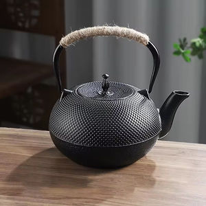 Théière en fonte antique enduite d'émail fait à la main de 1200 ml - Product Image 3