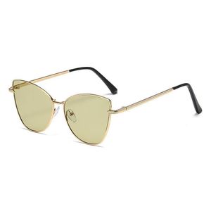 Lunettes de soleil unisexes œil de chat papillon en métal UV400, style européen et américain, pour affiner le visage large - Product Image 2