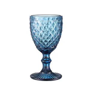 批发玻璃器皿可重复使用彩色复古压花高脚杯礼品便携式食品级玻璃水杯蓝色酒杯