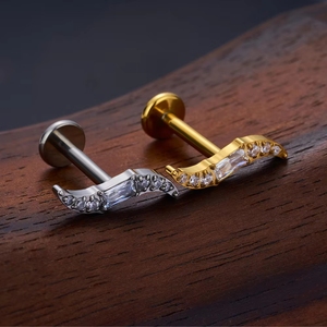 1 pièce Labret en Titane ASTM F136 avec Zircon Marquise, anodisé <span class=keywords><strong>or</strong></span>, pour piercing interne de cartilage et hélix - Product Image 3