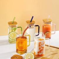 Nouveau 2023 Mug de Boisson Carré Personnalisé de 400ml, Verre Transparent Résistant à la Chaleur pour Bière et Boba, Gobelet Réutilisable avec Poignée Colorée
