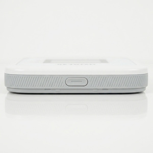Router Móvil 5G WiFi 6 de Doble Banda para Exteriores MR6110-111AUS-Nighthawk M6 Usado y Desbloqueado, 2 Antenas Externas, 2167Mbps, WPS - Product Image 2
