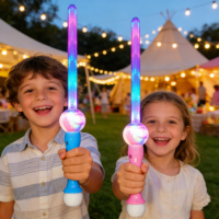 Leuchtendes Tragbares Blasen-Schwert mit Musik und 11 LEDs, Zauberstab-Ball für Kinder, Sommerurlaub, Geburtstag, Familientreffen, Outdoor-Spielzeug, Handelsmesse