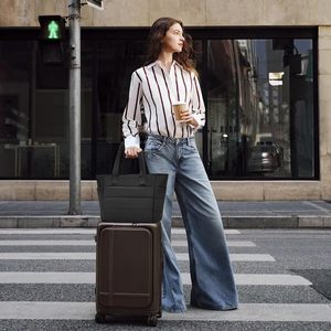 Women's Tote Bag Large Capacity Insulated Horizontal <b>Square</b> Zipper Closure Everyday Use Minimalist Style - Product Image 3