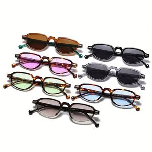 Gafas de Sol Personalizadas con Logotipo, Estilo Vintage, Ojo de Gato Negro con Estampado de Leopardo, Protección UV400, Montura Pequeña Cuadrada para Mujer - Product Image 3