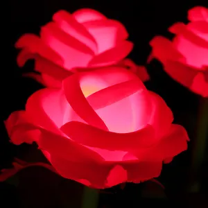 Flores impermeables al aire libre Paisaje Decoración LED al aire libre Luces de rosas para jardín Patio Césped