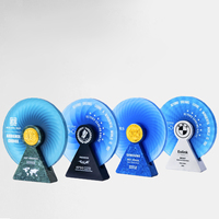 Trophée de récompense d'entreprise personnalisé en cristal K9 de luxe, étanche, poli, gravé au laser, médaille d'or pour employé de la réunion annuelle