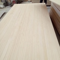 1200*2400mm Nouvelle Arrivée Radiata Bois de Pin En Bois Massif Bord Collé Bois Prix