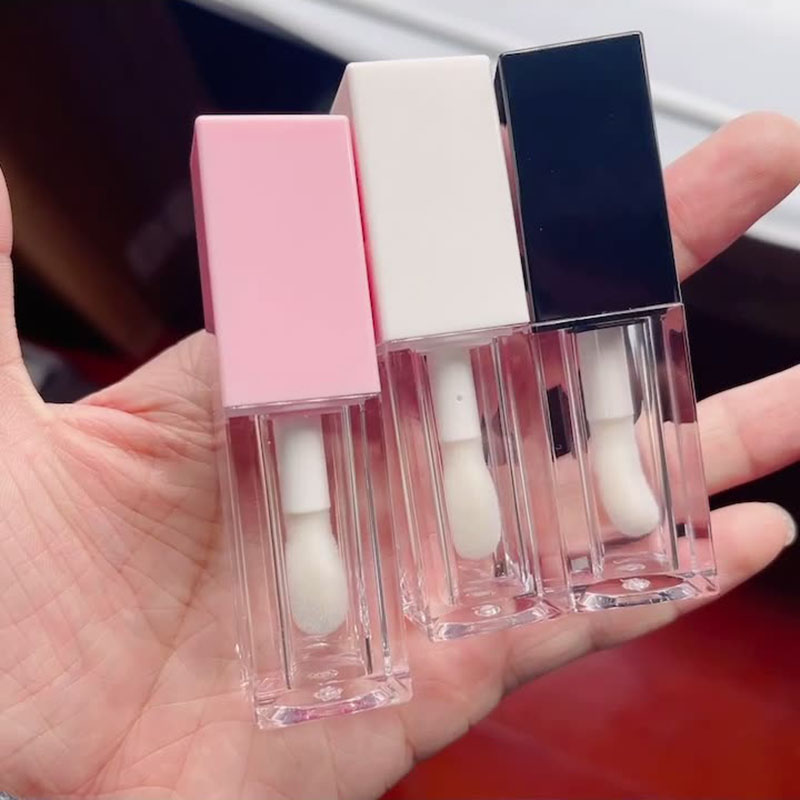 Новый 100 шт. изготовленным на заказ логосом 5мл пузырек из розового, белого и черного цвета Топ Большой палочка Упаковка блеска для губ блеск для губ палочка трубки с большой щеткой