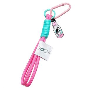 Dragonne de téléphone personnalisée amusante et mignonne avec logo, fermoirs et porte-nom - Product Image 2