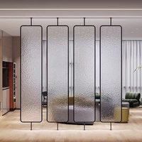 Paravent moderne en verre trempé à effet d'ondulation, cadre en acier inoxydable brossé doré, pour plafond/sol