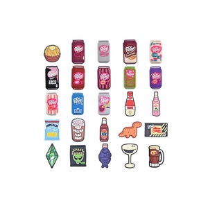 จี้รองเท้ารูปไก่ทอดและมันฝรั่งทอดของ <span class=keywords><strong>Chick</strong></span> <span class=keywords><strong>Fil</strong></span>-<span class=keywords><strong>A</strong></span> ของขวัญสำหรับเด็ก ตกแต่งรองเท้าแบบ Clog พร้อมจี้รูปเครื่องดื่มอัดลม - Product Image 1