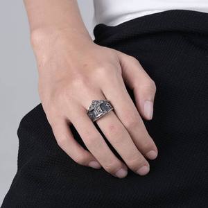 Anillo de joyería de moda para mujer, anillo de joyería fina, anillo de joyería de acero inoxidable, anillo de compromiso chapado en oro, estilo martillado - Product Image 2
