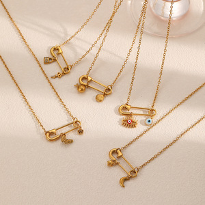 Kalung Liontin Perhiasan Fashion Berkualitas Tinggi Model Kupu-kupu Pin Baja Anti Karat Hongtong B1-399 Terbaru - Product Image 1