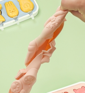 Forma de Sorvete Portátil e Segura em Silicone de Grau Alimentício, Capacidade de <span class=keywords><strong>500ml</strong></span>, Tampa para Picolé, Caixa DIY Reutilizável para Congelador - Product Image 4