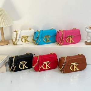 Xiaoxiangfeng Diamond Fashion Chain Shoulder Bag Bolsas De Luxo Para Mulheres Summer New Crossbody Small Shoulder Square Bag - Product Image 5