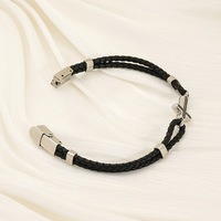 Nouveau bracelet pour homme en acier inoxydable plaqué or avec fermoir magnétique polyvalent, bracelet à breloques tendance, ancre en fibre synthétique, bracelet en cuir