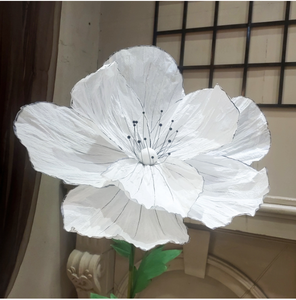 Bluesky lancia decorazioni floreali di carta di alta qualità, fatte a mano, di grandi dimensioni, per interni ed esterni, ideali per matrimoni. - Product Image 2