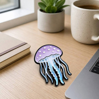 Broche en émail personnalisée pas chère, mignonne, en forme de méduse, animal marin Kawaii, en alliage de zinc émaillé souple, vente en gros OEM, directement de l'usine
