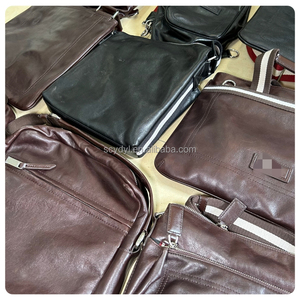 A13 Bolsos usados para hombres en fardos de <span class=keywords><strong>segunda</strong></span> <span class=keywords><strong>mano</strong></span> Vintage de marca Original de cuero de alta calidad Mochila de marca de hombro grande - Product Image 1