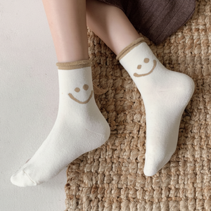 GS Market-Conjunto de 5 piezas de calcetines con sonrisa de Invierno para mujer - Product Image 1