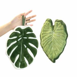 Toalla de mano de forro polar coral grueso con diseño de hoja, bonita y absorbente, con gancho colgante sin rastro para cocina y baño - Product Image 5