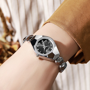 Nouvelle montre à quartz étanche 2026 pour femme, vente en gros, montre-bracelet de luxe de niche exquise - Product Image 4
