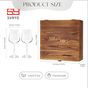 SUNYO Ensemble de 2 verres à vin Mr & <span class=keywords><strong>Mrs</strong></span> personnalisés Cadeaux de mariage Ouvre-vin Bouchon de verre à vin avec boîte en bois gravée - Product Image 3