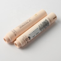 Emballage de tube de traitement des lèvres personnalisé Tube de peinture souple beige avec applicateur PP Tube de compression pour brillant à lèvres baume à lèvres 10ml 15ml 30ml