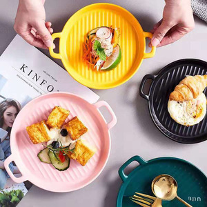 Piatto da Forno <span class=keywords><strong>in</strong></span> Porcellana Stile Nordico Trendy Multicolore con Doppio Manico, Colore Sottosmalto, Adatto al Microonde, Perfetto per Riso al Forno e <span class=keywords><strong>Pizza</strong></span> - Product Image 1