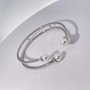 Tianyu Gems Modern Minimalist <b>Copper</b> <b>Bangle</b> with Faux Pearl Embellishments and Lightweight Women's Jewelry - Product Image 2