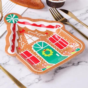 Moderne Weihnachts-Lebkuchenhaus-förmige Einweg-Pappteller für Winterfeiertage Partyzubehör Tischdekoration Umweltfreundlich - Product Image 3