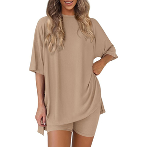 Conjunto de 2 Piezas para Mujer, Tallas XS-3XL, Estilo Casual de <span class=keywords><strong>Verano</strong></span> 2026, Camisas Holgadas y Pantalones Cortos Deportivos, Ropa para Viajes - Product Image 1