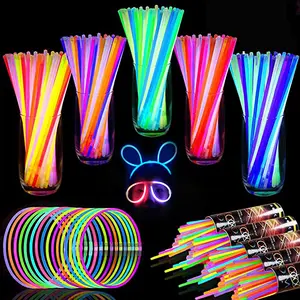 Pacchetto di 100 ha portato il bagliore di pesca nel buio bastoncini da concerto bastoncini luminosi per feste alla rinfusa per braccialetti al Neon per decorazioni