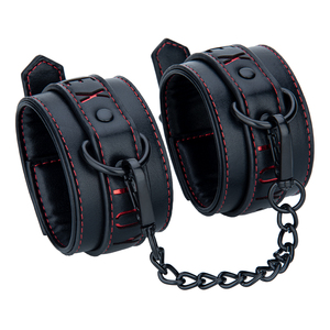 Kit Tre Pezzi Love Beats Noir, Accessori Vampiro Scuri per Giochi di Ruolo <span class=keywords><strong>e</strong></span> Feste per Adulti - Product Image 1