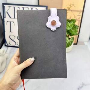 Flower Markers Reading Magnetic Pu Leather <b>Bookmarks</b> Promotional <b>Gift</b> for Book Lovers - Product Image 4
