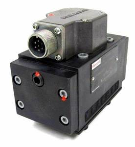 Válvula Servo Rexroth 4WS2EM 10-5X/30B11ET31 5K8DV Disponible en el Almacén Zoe - Product Image 1
