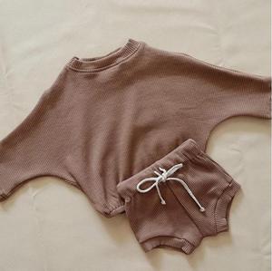 Ensemble de survêtement pour tout-petits 2022, vêtements d'automne pour bébés, ensembles de vêtements pour enfants, garçons et filles, t-shirt et pantalon tendance - Product Image 1