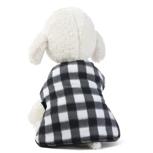 사용자 정의 디자인 겨울 격자 무늬 애완 동물 의류 블랙 화이트 개 따뜻한 재킷 코트
