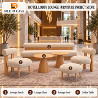 Ensemble de mobilier d'accueil pour hôtel : Canapé de hall rembourré, bancs, fauteuils lounge, tabourets, tables basses en bois - Vente en gros