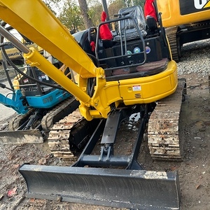 Mini excavadora usada de alta calidad, cabina abierta, Komatsu PC35, 3.5 toneladas, excavadora pequeña sobre orugas con pocas horas de trabajo, en venta. - Product Image 5