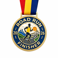 Médaille de finisseur de course à pied en relief 3D émaillée plaquée or personnalisée avec ruban pour marathon, course de course à pied, récompense sportive 2026