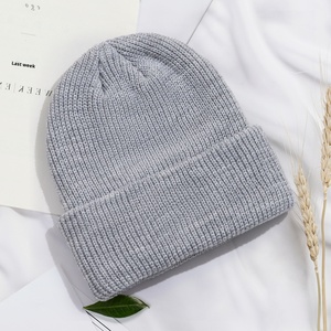 Gorros de Punto Coreanos para Otoño e Invierno, para Hombre y Mujer, Cálidos, Modernos, Versátiles, de Punto Grueso, con Logotipo Personalizable, Gorros de Estilo Japonés - Product Image 2