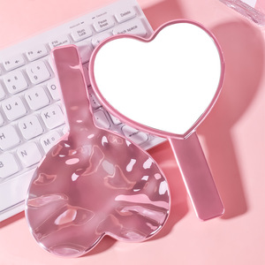 Bán Buôn Cá Nhân Màu Hồng Hình Trái Tim Nhỏ Gọn Cầm Tay Gương Mạ Bạc Lash Gương Cho Cô Gái Biểu Tượng Tùy Chỉnh - Product Image 6