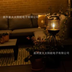 Lámpara Solar de Jardín de 92 cm de Altura, Luz LED para Exteriores, Resistente al Agua, con Trípode - Product Image 2