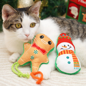 Jouet en peluche de Noël pour chat, forme Père Noël et pain d'épices, jouet à mâcher à la catnip pour divertir les animaux de compagnie - Product Image 4