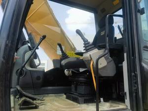รถขุดไฮดรอลิกแบบตีนตะขาบ CAT 320GX พร้อมบุ้งกี๋ขุดขนาด 1 ลูกบาศก์เมตร น้ำหนักใช้งาน 3 ตัน - Product Image 4